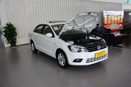 2015款大众捷达1.6L自动豪华型