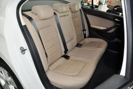 2015款大众捷达1.6L自动豪华型