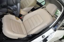 2015款大众捷达1.6L自动豪华型