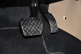 2015款大众捷达1.6L自动豪华型
