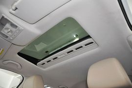 2015款大众捷达1.6L自动豪华型