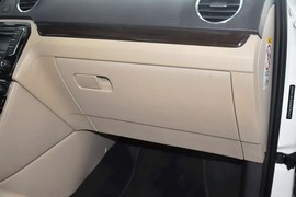 2015款大众捷达1.6L自动豪华型