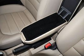 2015款大众捷达1.6L自动豪华型