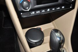 2015款大众捷达1.6L自动豪华型