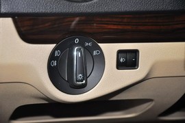 2015款大众捷达1.6L自动豪华型