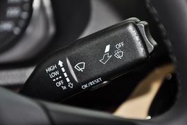 2015款大众捷达1.6L自动豪华型