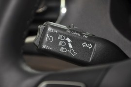 2015款大众捷达1.6L自动豪华型