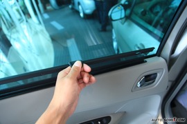 2009款标致308SW试驾