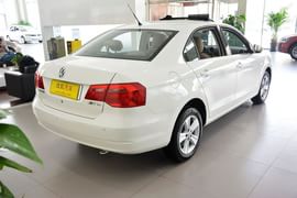2015款大众捷达1.6L自动豪华型