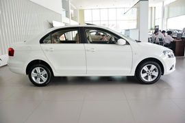 2015款大众捷达1.6L自动豪华型