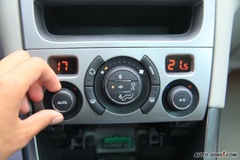 2009款标致308SW试驾