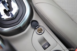 2009款标致308SW试驾
