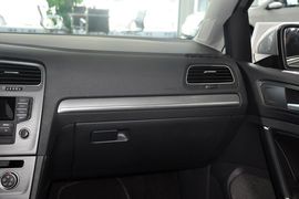 2015款大众高尔夫1.4TSI自动舒适型