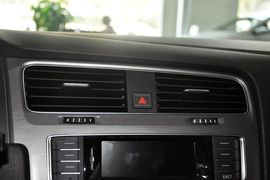 2015款大众高尔夫1.4TSI自动舒适型