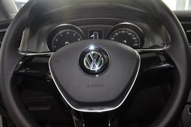 2015款大众高尔夫1.4TSI自动舒适型
