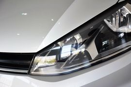 2015款大众高尔夫1.4TSI自动舒适型