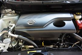 2014款日产奇骏2.0L