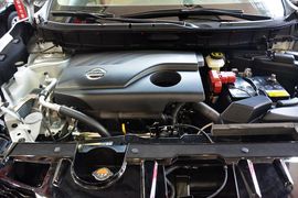 2014款日产奇骏2.0L
