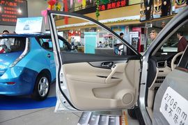 2014款日产奇骏2.0L