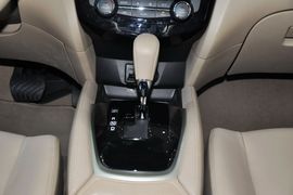 2014款日产奇骏2.0L