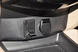 2014款日产奇骏2.0L