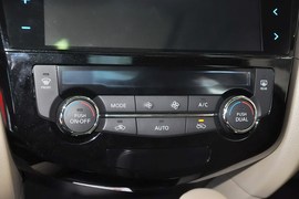 2014款日产奇骏2.0L