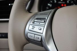 2014款日产奇骏2.0L