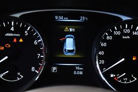 2014款日产奇骏2.0L