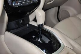2014款日产奇骏2.0L