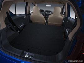 铃木新奥拓豪华版内饰