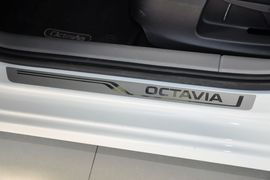 2015款斯柯达明锐1.6L自动逸杰版