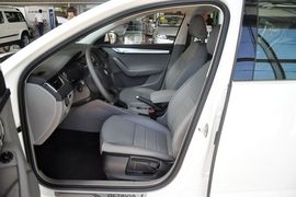 2015款斯柯达明锐1.6L自动逸杰版