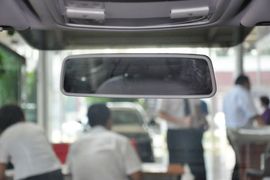 2015款斯柯达明锐1.6L自动逸杰版