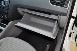 2015款斯柯达明锐1.6L自动逸杰版