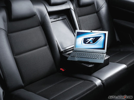 2010款东风标致新307两厢