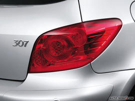 2010款东风标致新307两厢