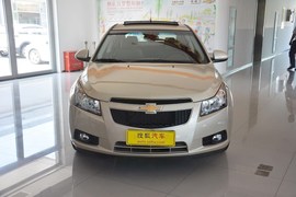 2013款雪佛兰科鲁兹掀背1.6自动豪华版