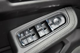 2014款保时捷Macan