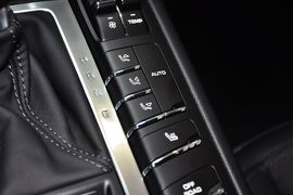 2014款保时捷Macan