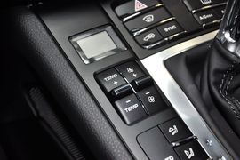 2014款保时捷Macan