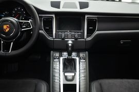 2014款保时捷Macan