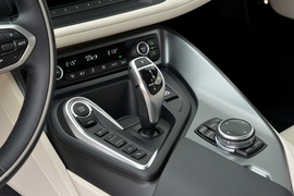 2015款宝马i8海外试驾实拍