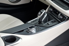 2015款宝马i8海外试驾实拍