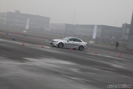 2009款奔驰C63