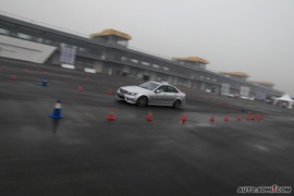 2009款奔驰C63
