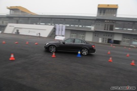 2009款奔驰C63