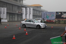 2009款奔驰C63