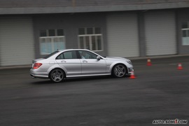 2009款奔驰C63