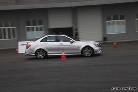 2009款奔驰C63