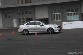 2009款奔驰C63